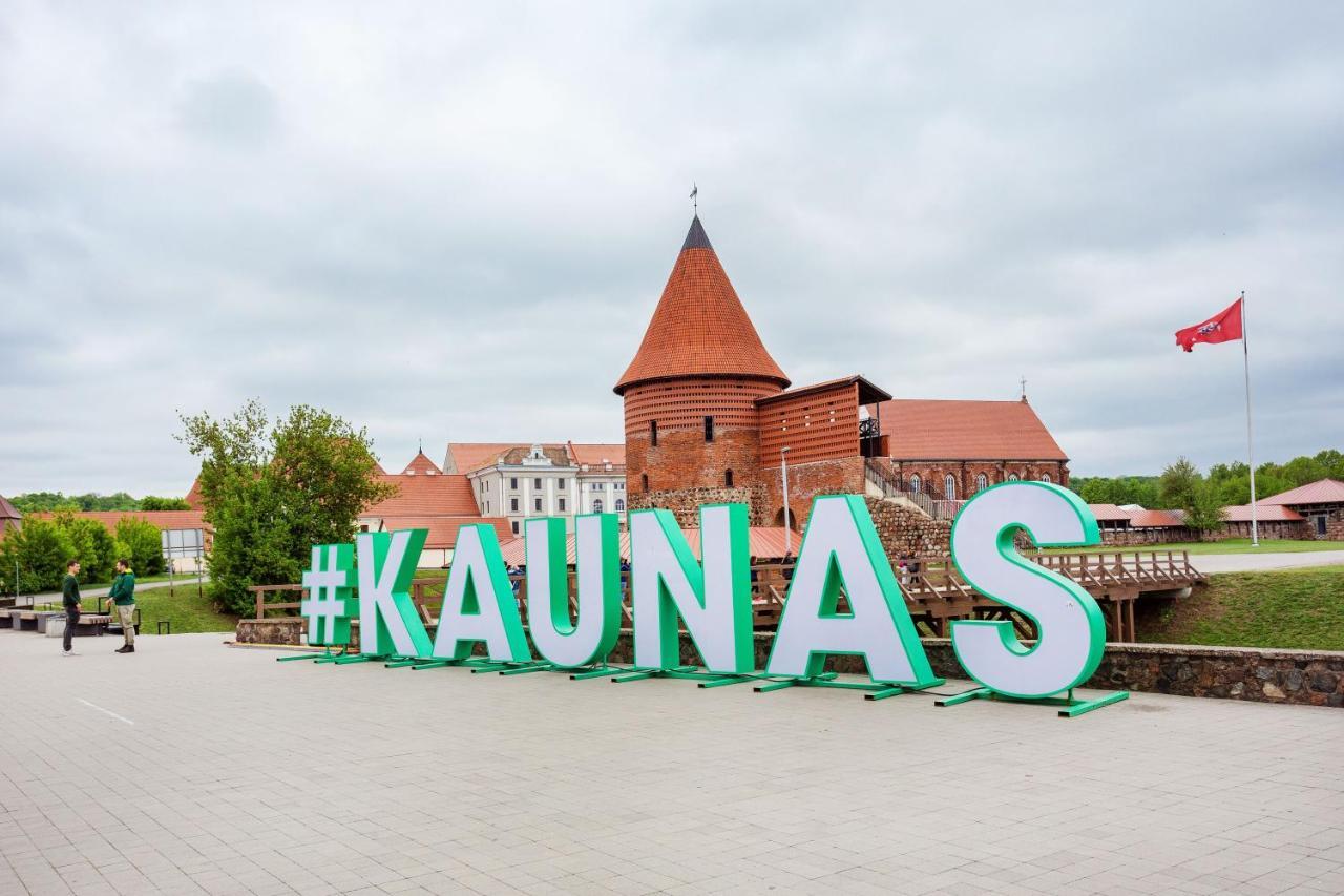 Luxurious Kaunas Basilica Apartment In Old Town By Urban Rent Zewnętrze zdjęcie